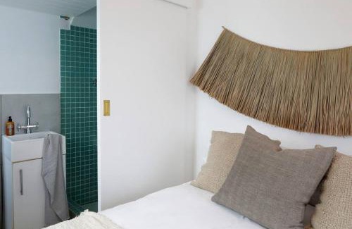 Clifton Apartment | Quaint Room To Rent - Number 4706