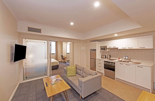 Adelaide Central Business District Hotel | Quality Apartments Adelaide Central