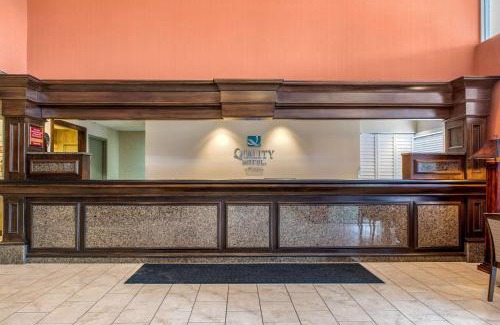 Blue Ash Hotel | Quality Hotel Conference Center Cincinnati Blue Ash