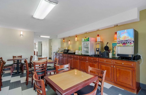 Acworth Hotel | Quality Inn Acworth North