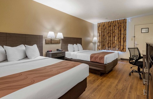 Beaufort Hotel | Quality Inn At Town Center