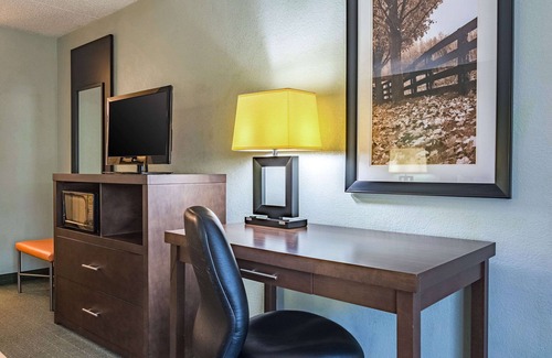 Columbus Hotel | Quality Inn Columbus near Fort Benning