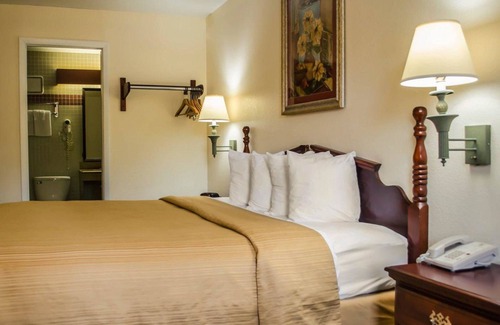 Crystal River Hotel | Quality Inn Crystal River