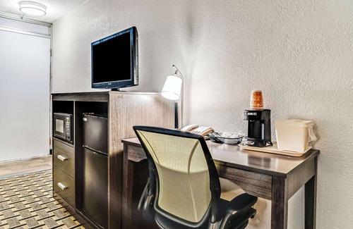 Detroit Hotel | Quality Inn Detroit Downtown