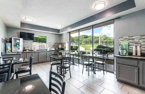 Johnson City Hotel | Quality Inn Downtown