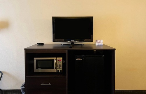 Elkton Hotel | Quality Inn Elkton - St. Augustine South