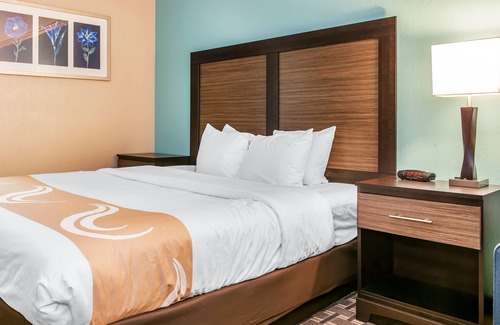Findlay Hotel | Quality Inn Findlay