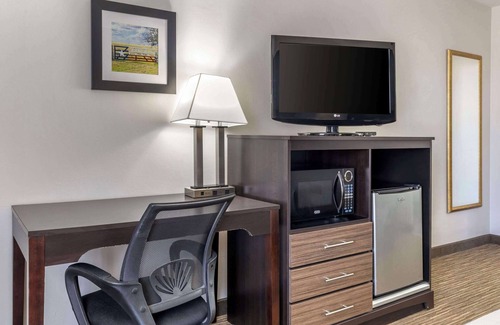 Gainesville Hotel | Quality Inn Gainesville