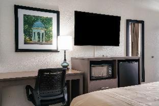 Greenville Hotel | Quality Inn Greenville near University