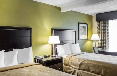 Greenwood Hotel | Quality Inn Greenwood Hwy 25