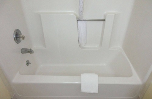 Harrodsburg Hotel | Quality Inn Harrodsburg