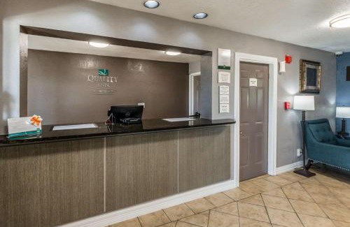 Arena District Hotel | Quality Inn I-10 East near Frost Bank Center