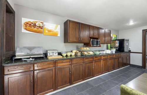 Jackson Hotel | Quality Inn Jackson