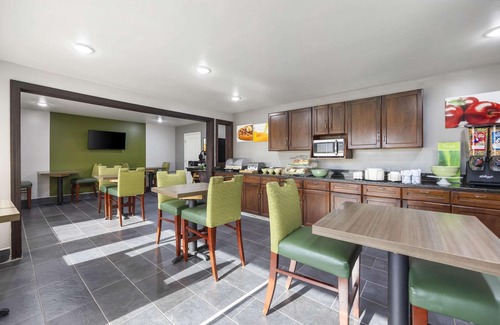 Jackson Hotel | Quality Inn Jackson