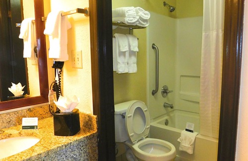 Arlington Hotel | Quality Inn Jonesville I-77