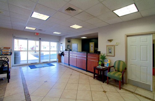 Titusville Hotel | Quality Inn Kennedy Space Center