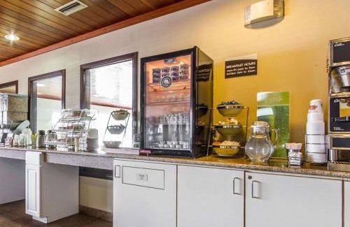 La Crosse Hotel | Quality Inn La Crosse North