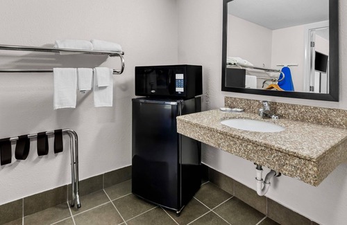 Lexington Hotel | Quality Inn Lexington