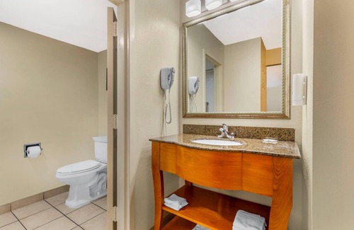 Lumberton Hotel | Quality Inn Lumberton North