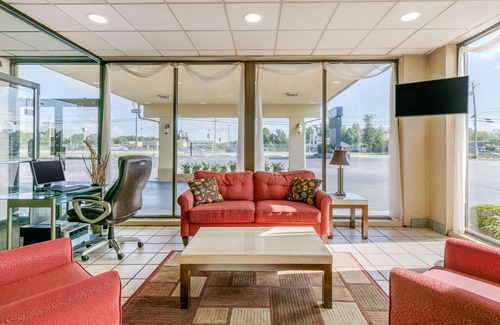 Manchester Hotel | Quality Inn Manchester near Arnold AFB
