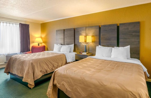 Manchester Hotel | Quality Inn Manchester near Arnold AFB