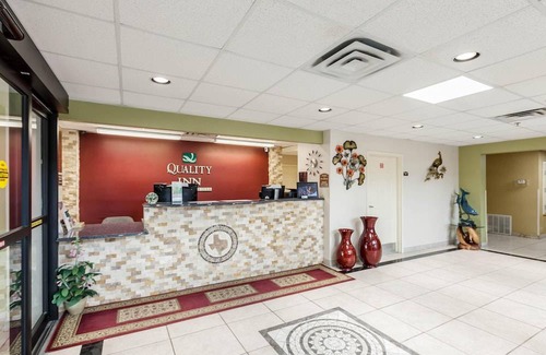West San Antonio Hotel | Quality Inn near SeaWorld - Lackland