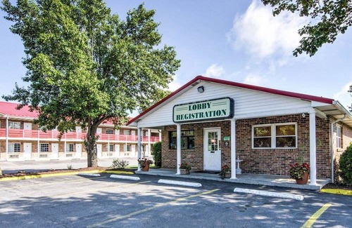 Fayetteville Hotel | Quality Inn New River