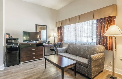 Mammoth Lakes Hotel | Quality Inn Near Mammoth Mountain Ski Resort
