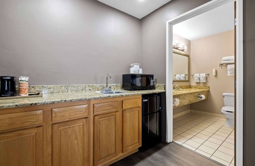 Rapid City Hotel | Quality Inn near Monument Health Rapid City Hospital