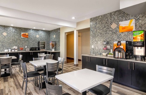 Overland Park Hotel | Quality Inn Overland Park Kansas City