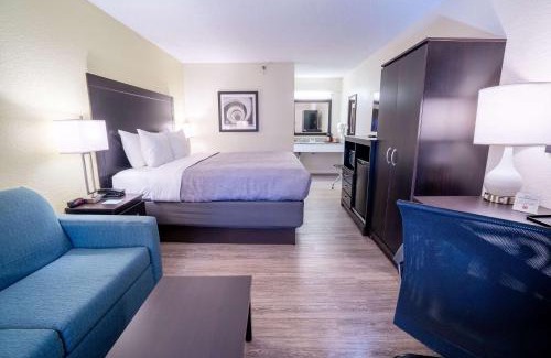 West Palm Beach Hotel | Quality Inn Palm Beach International Airport