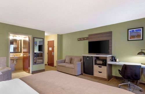 Southwest Raleigh Hotel | Quality Inn Raleigh Downtown