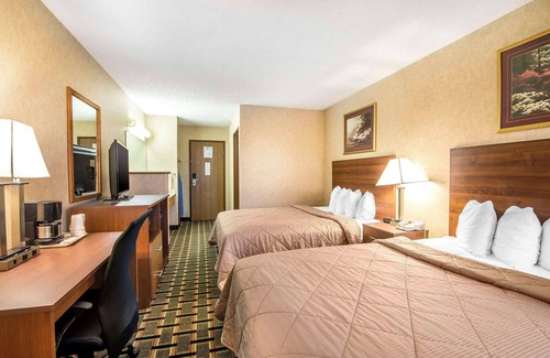 Raton Hotel | Quality Inn Raton, NM