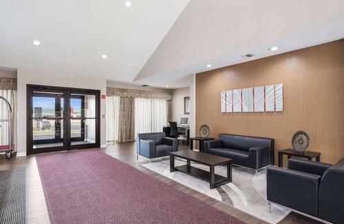 Fort Atkinson Hotel | Quality Inn & Suites