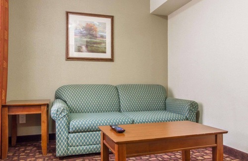 Downtown Sacramento Hotel | Quality Inn Sacramento Convention Center