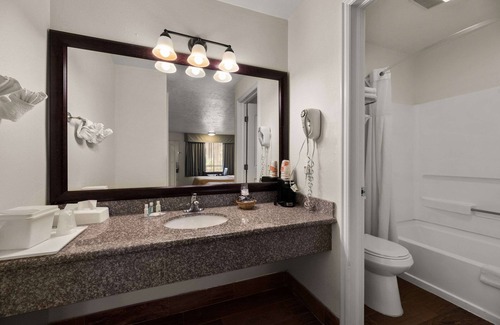 St. George Hotel | Quality Inn Saint George South Bluff