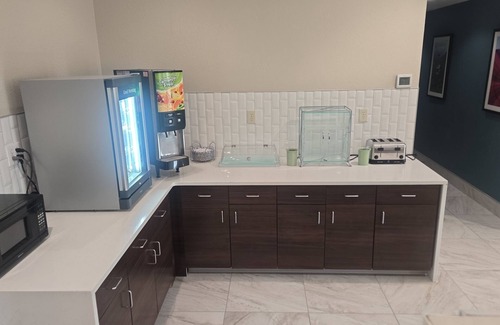 Albuquerque Hotel | Quality Inn & Suites Albuquerque South Valley Area