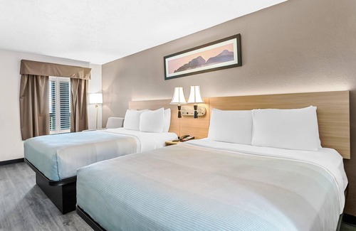 Albuquerque Hotel | Quality Inn & Suites Albuquerque South Valley Area
