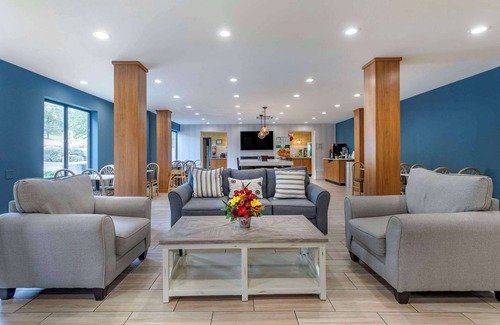 Lookout Valley Neighborhood Association Hotel | Quality Inn & Suites Chattanooga West near Lookout Mountain