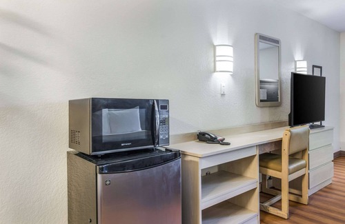 Columbus Hotel | Quality Inn & Suites Columbus West