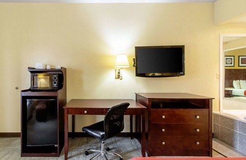 Dickson Hotel | Quality Inn & Suites Dickson