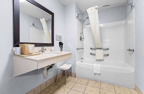 Florence Hotel | Quality Inn & Suites Florence Civic Center