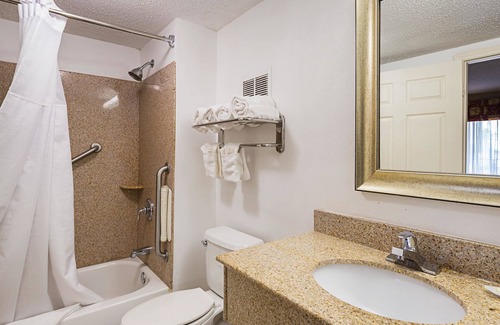Greenville - Spartanburg Hotel | Quality Inn & Suites Greenville - Haywood Mall