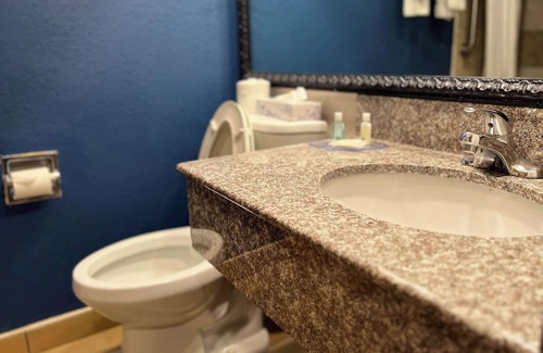 Buechel Hotel | Quality Inn & Suites Louisville East