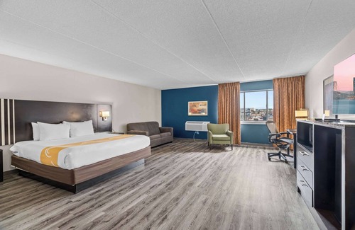 East Bloomington Hotel | Quality Inn & Suites Mall of America - MSP Airport