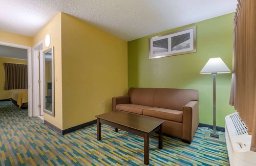 Mount Dora Hotel | Quality Inn & Suites Mt Dora North