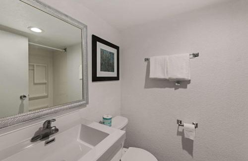 Council Bluffs Hotel | Quality Inn & Suites near I-480 and I-29