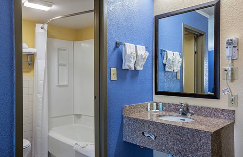 Atlanta Hotel | Quality Inn & Suites near Six Flags East