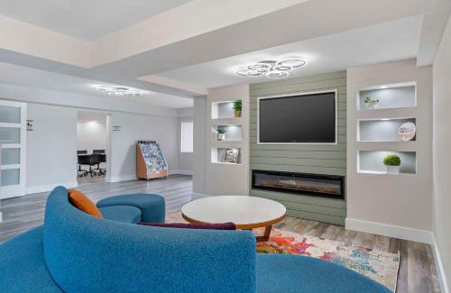 Orlando Hotel | Quality Inn & Suites Orlando East - UCF Area
