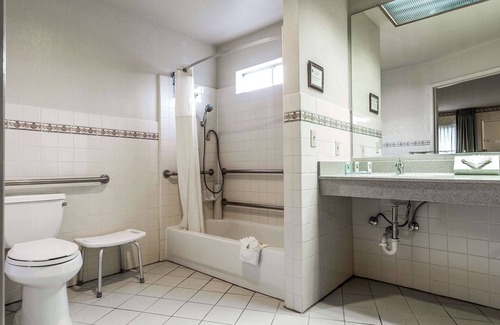 Santa Clara Hotel | Quality Inn & Suites Silicon Valley